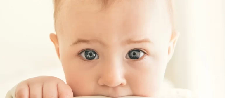Bebeklerde Göz ve Görme Sorunlarının Belirtileri