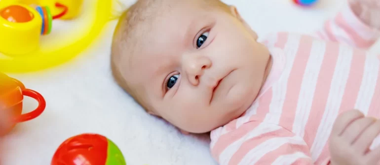 Ebeveynlerin bebeklerinin görme gelişimini desteklemesi mümkün mü?