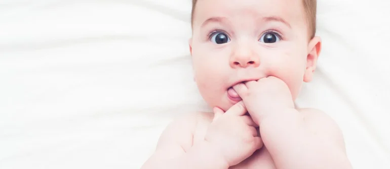 Bebeklerde Gözyaşı Kanalı Tıkanması Nedir?